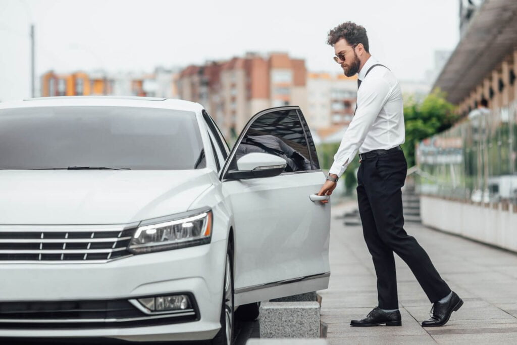 Chauffeur Services 6 Booking Your Chauffeur Service